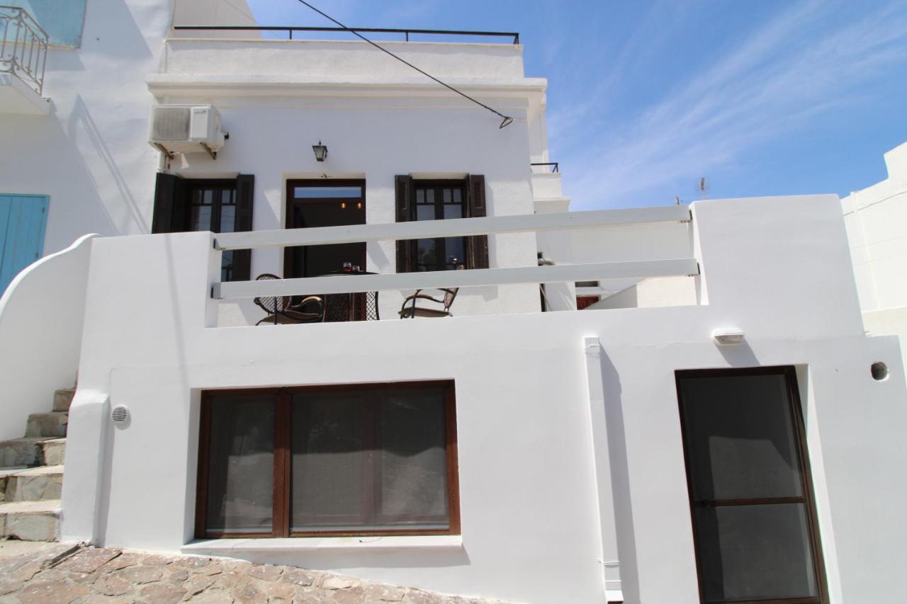 Plaka Philoxenia Apartments מראה חיצוני תמונה