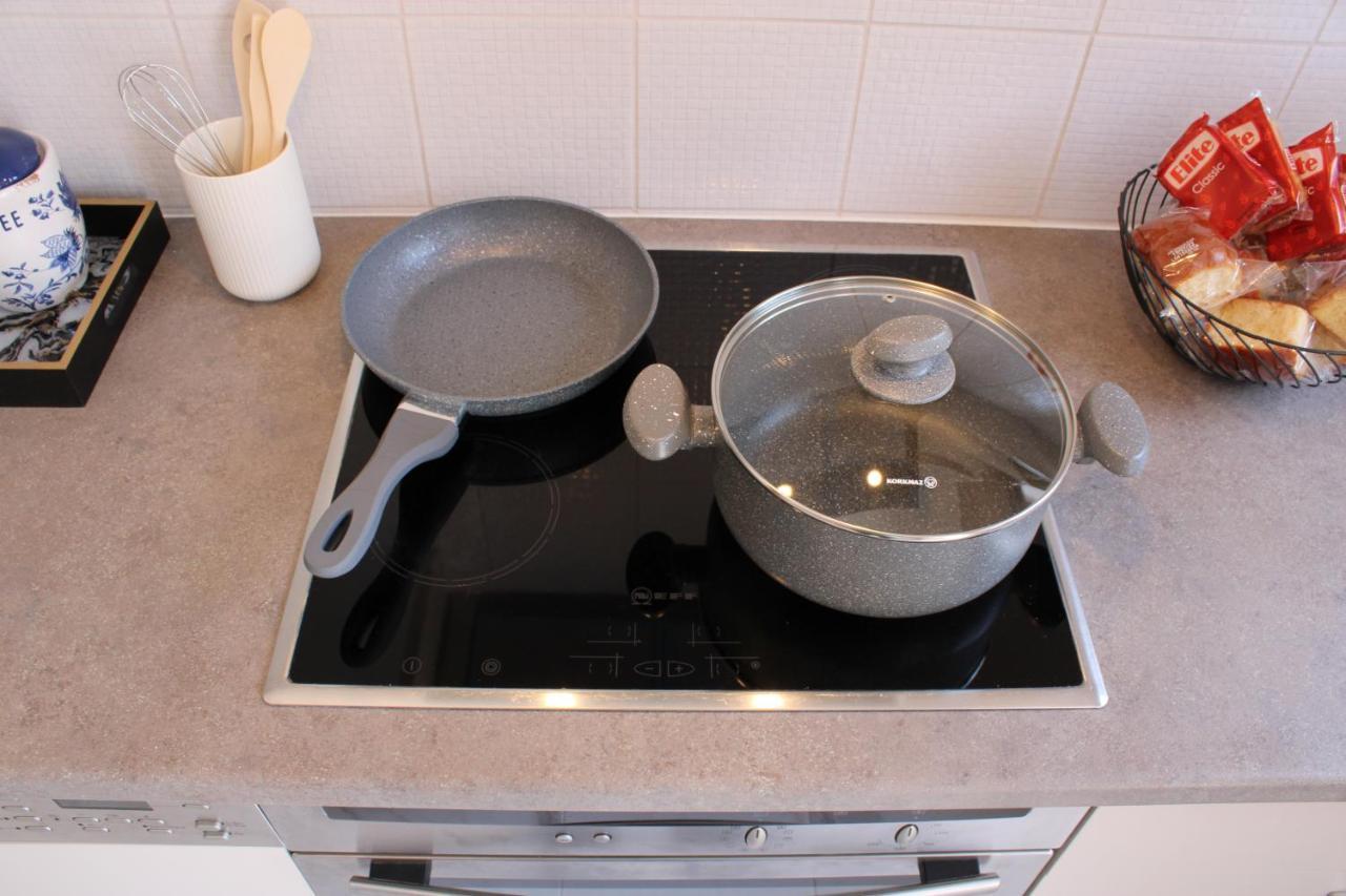 Plaka Philoxenia Apartments מראה חיצוני תמונה