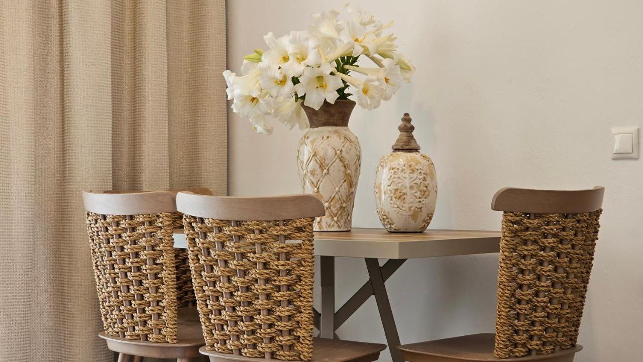 Plaka Philoxenia Apartments מראה חיצוני תמונה