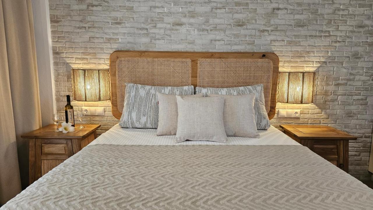 Plaka Philoxenia Apartments מראה חיצוני תמונה